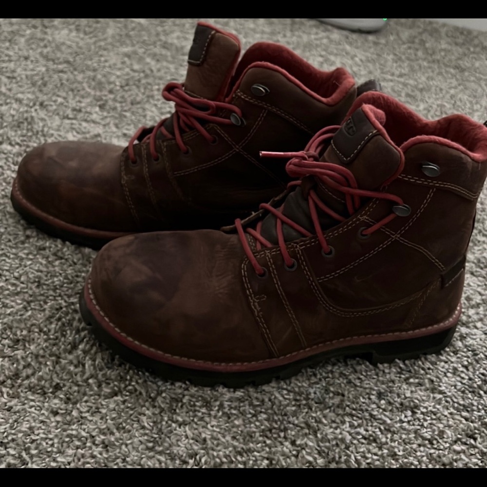 KEEN boots